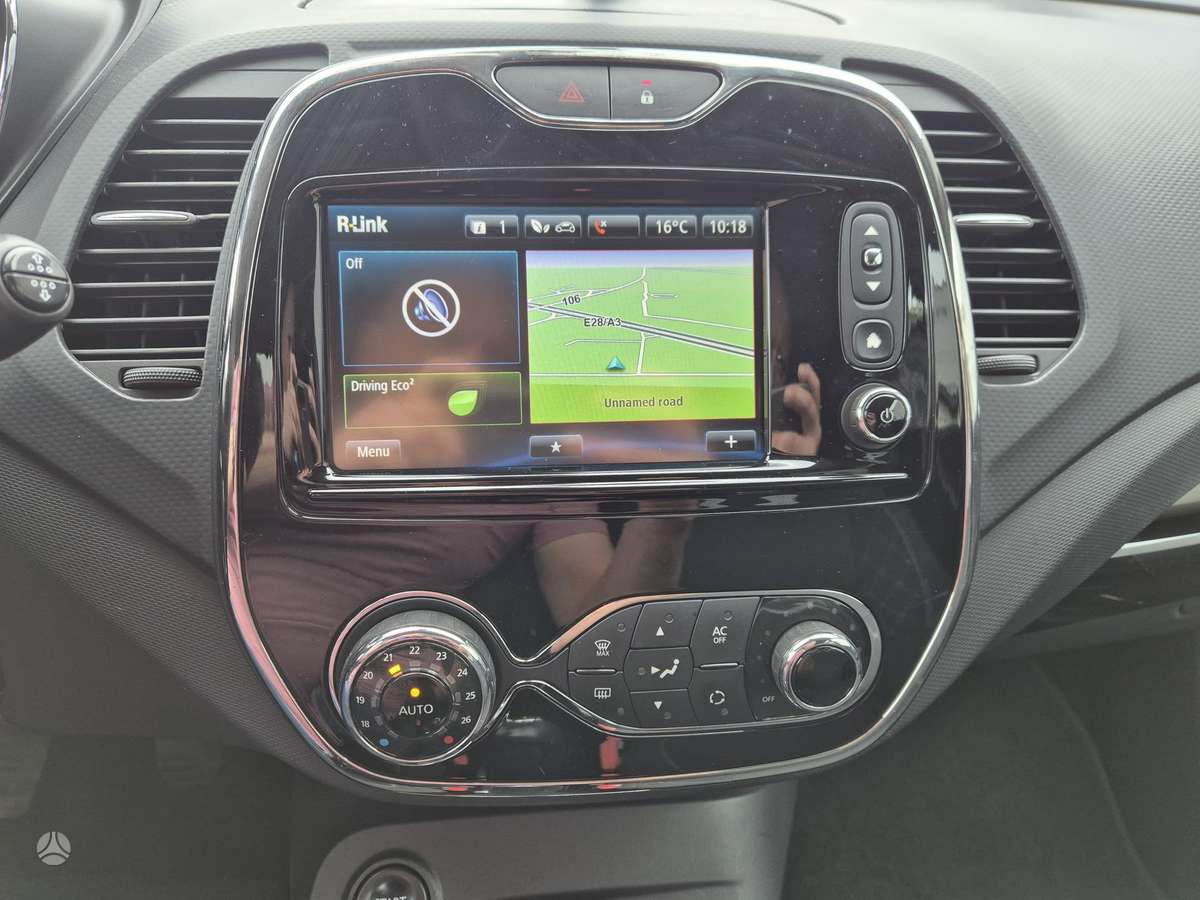 Renault Captur 2015 — photo 22