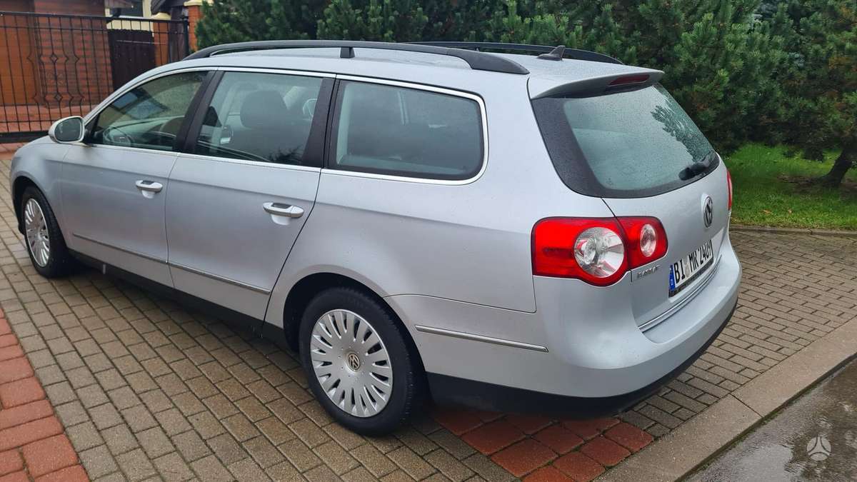 Volkswagen Passat 2007 — салон