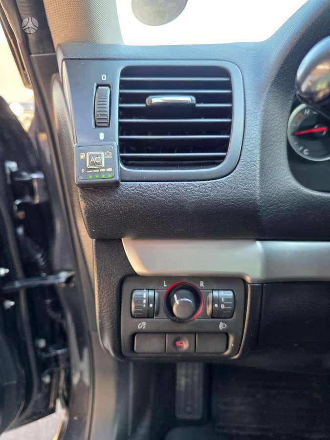 Subaru Legacy 2007 — photo 16