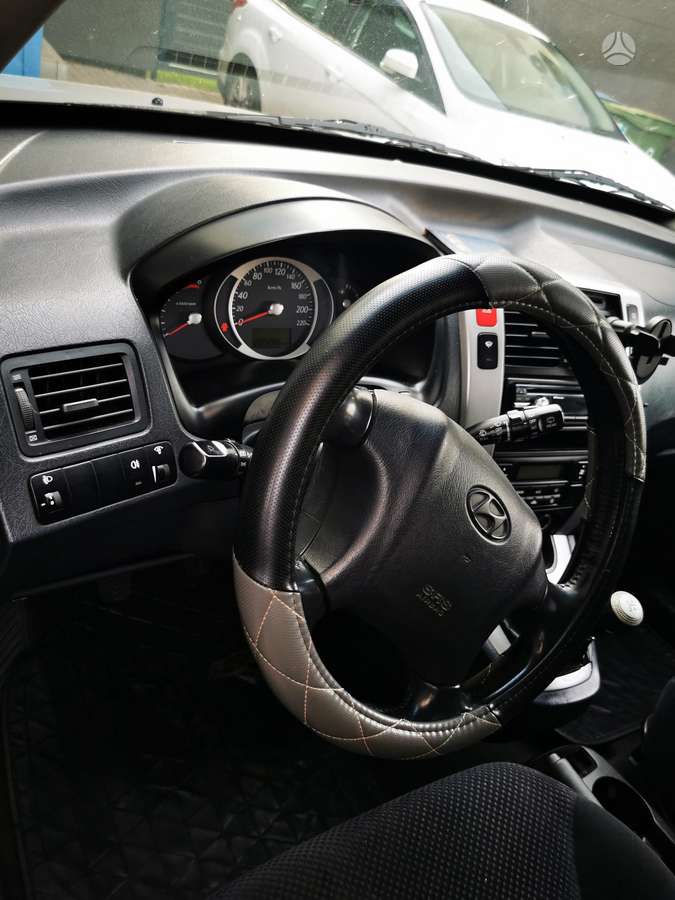Hyundai Tucson 2006 — фото 10