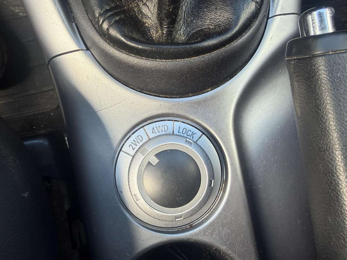 Mitsubishi Outlander 2008 — photo 9