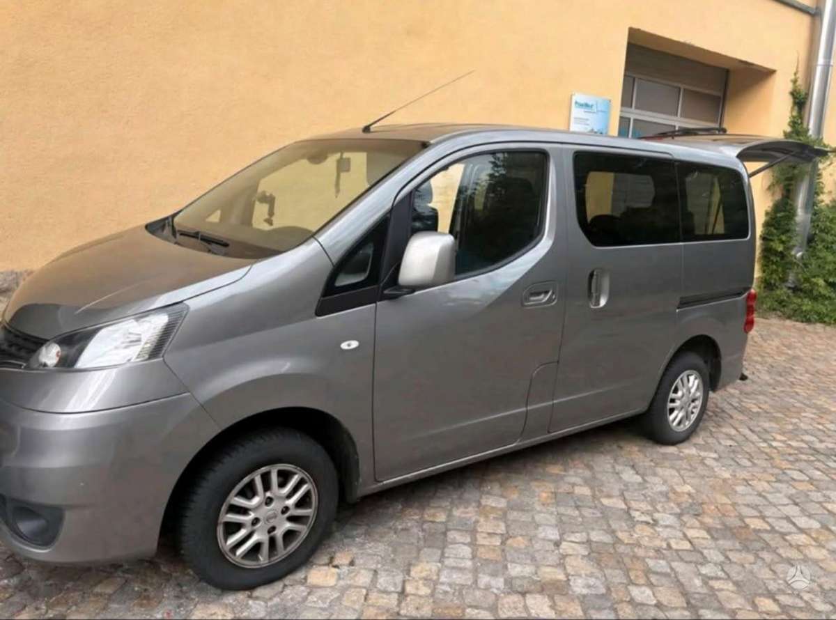 Nissan NV200, 2014
