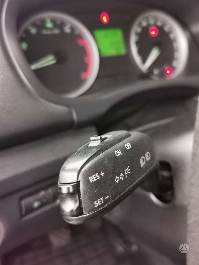 Skoda Fabia 2009 — photo 13