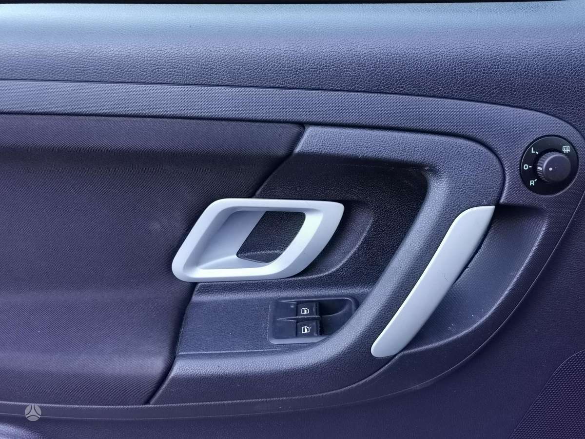Skoda Fabia 2009 — photo 24