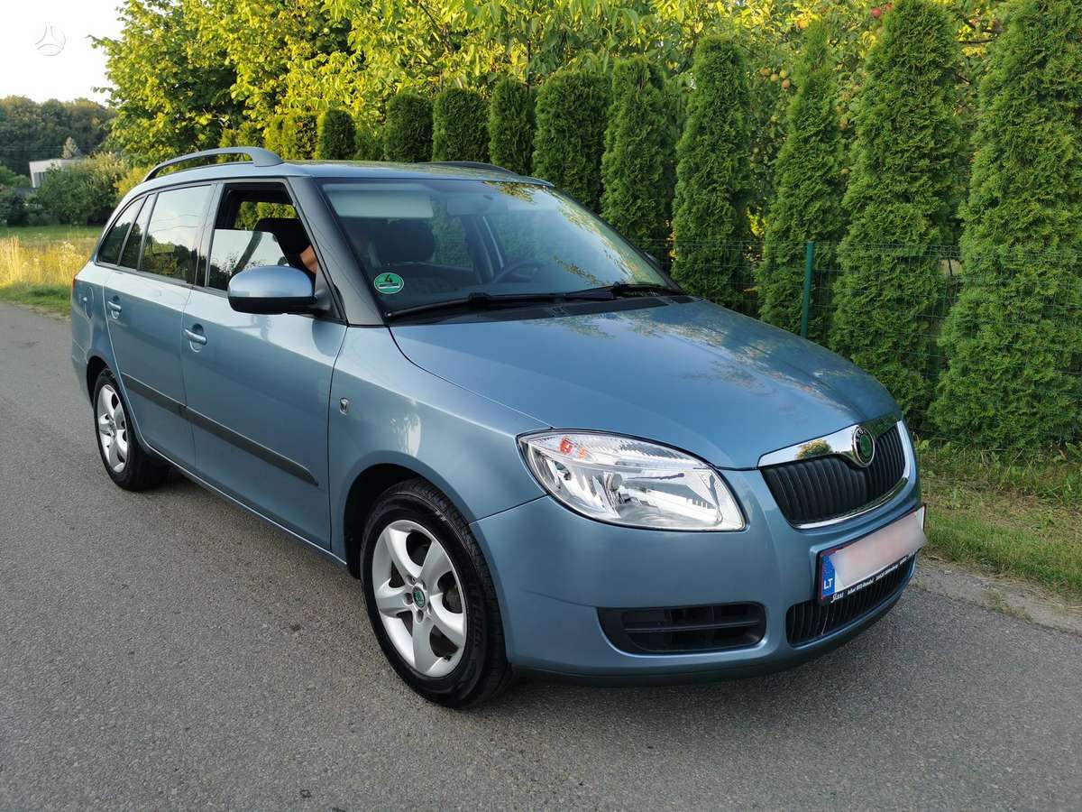 Skoda Fabia 2009 — photo 9