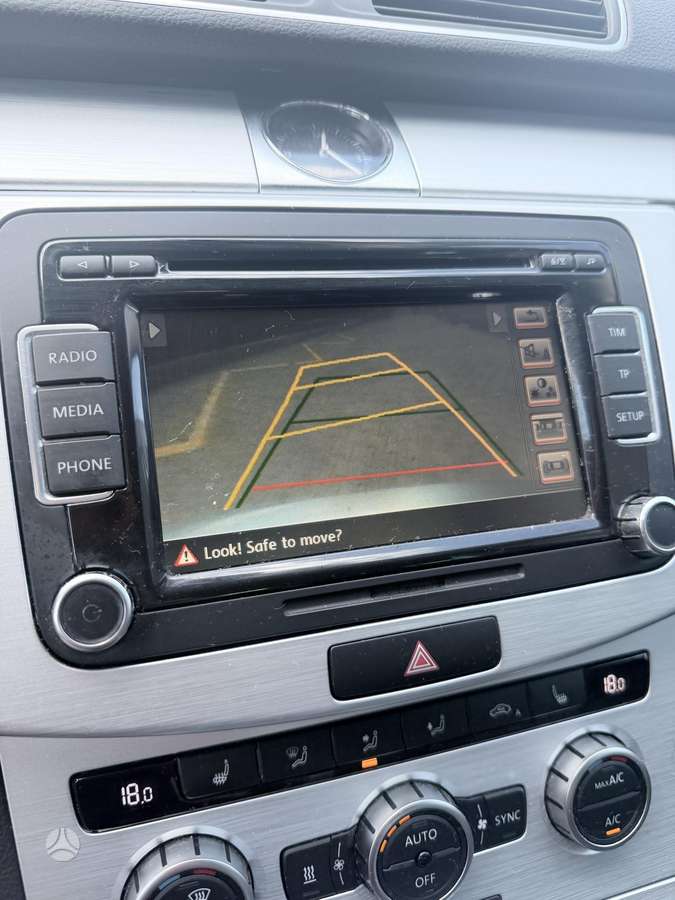 Volkswagen Passat 2015 — photo 22