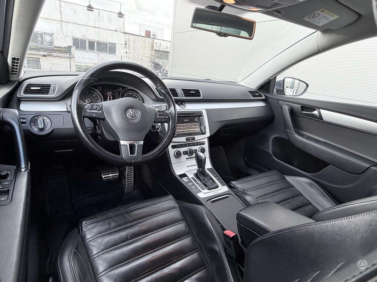 Volkswagen Passat 2015 — photo 8