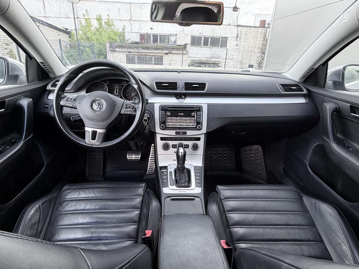 Volkswagen Passat 2015 — photo 9