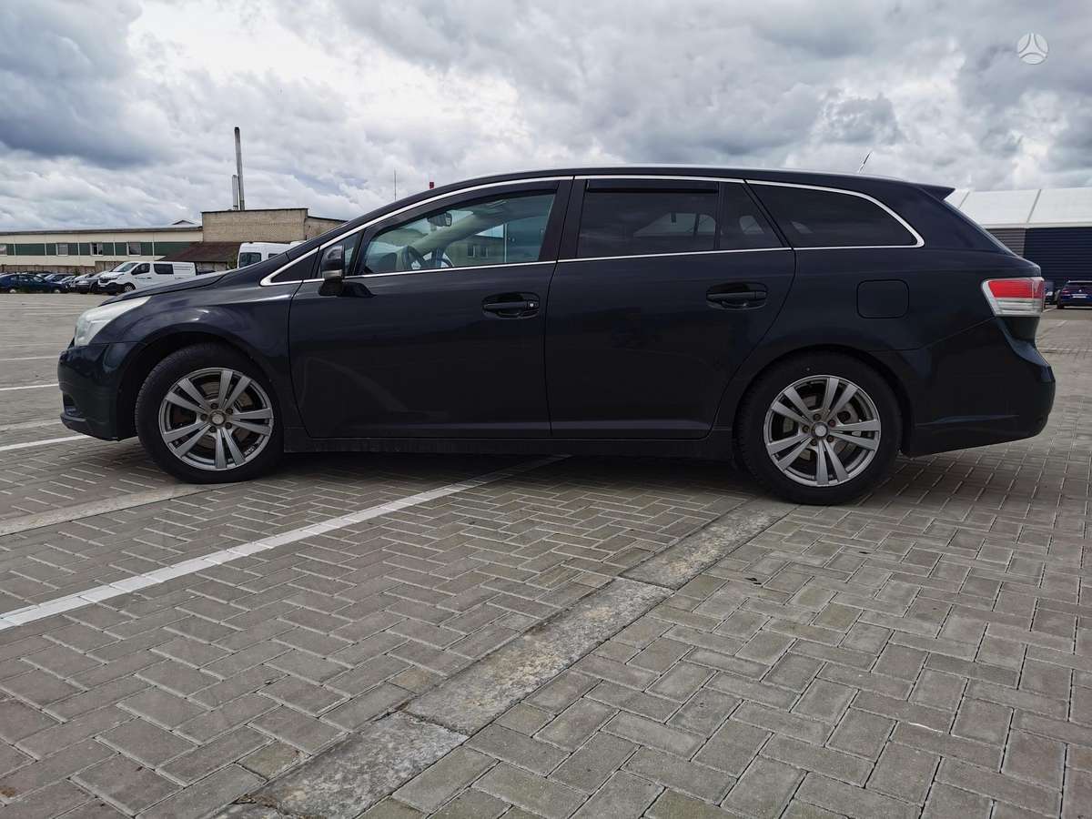 Toyota Avensis 2010 — engine 2231 cm³, 150 HP (110kW)