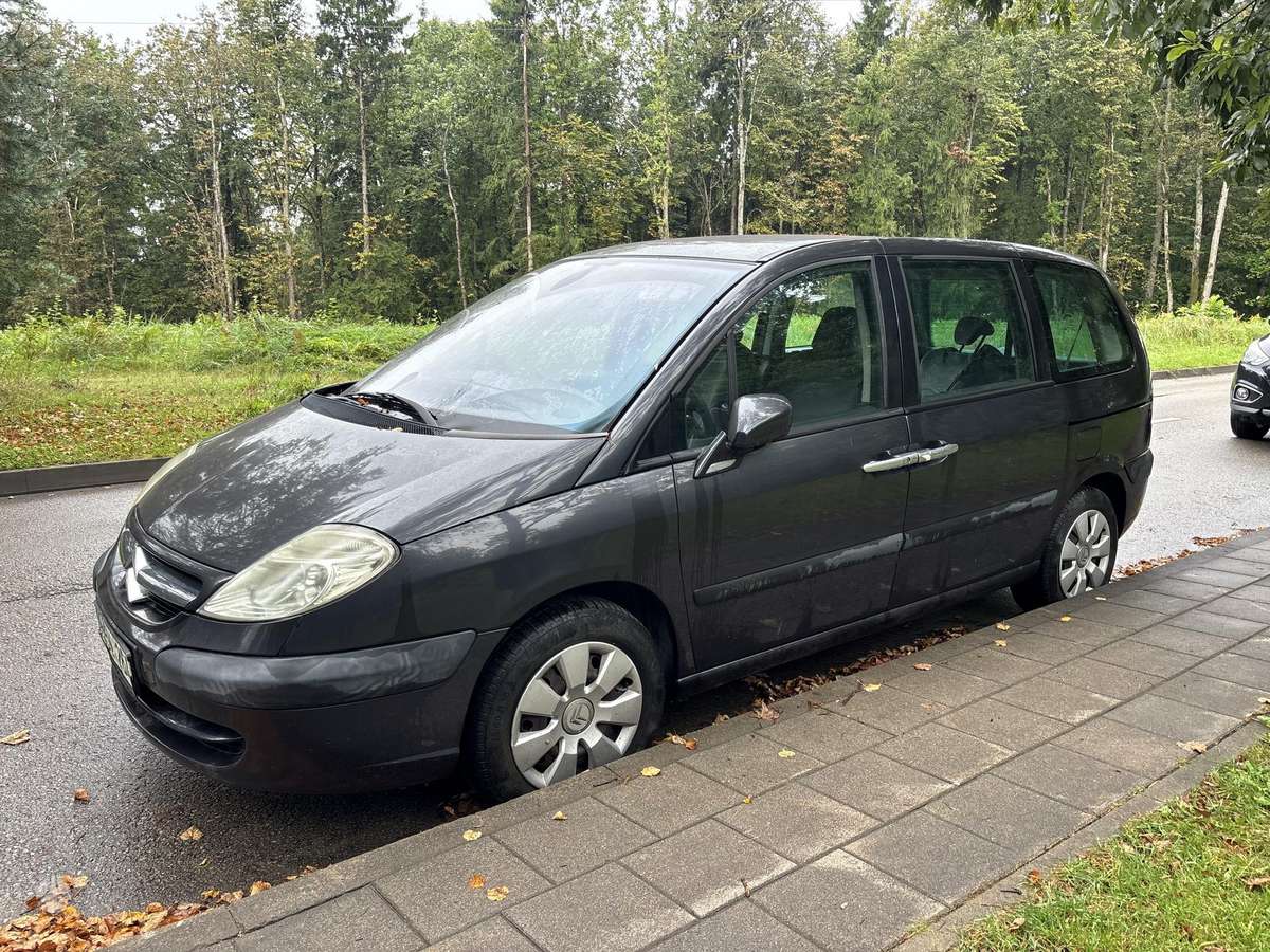 Citroen C8 2005 — вигляд ззаду