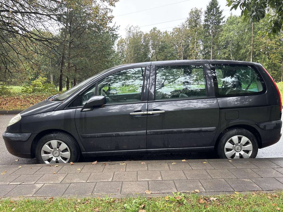 Citroen C8 2005 — салон