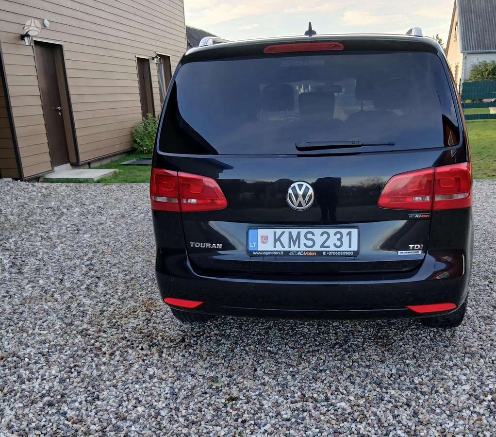Volkswagen Touran 2014 — engine 1600 cm³, 105 HP (77kW)
