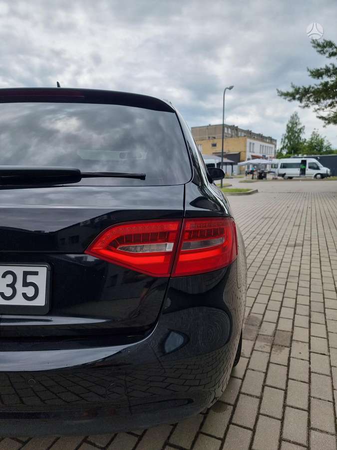 Audi A4 2012 — photo 11