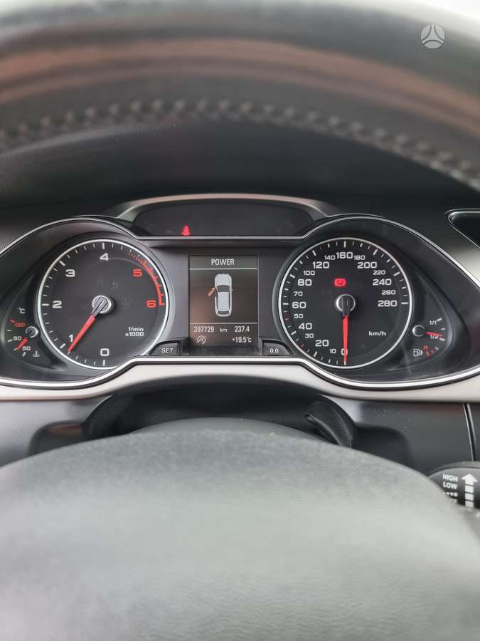 Audi A4 2012 — photo 23