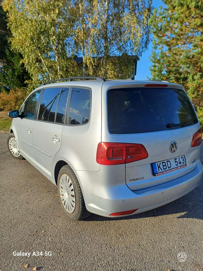 Volkswagen Touran 2013 — photo 6