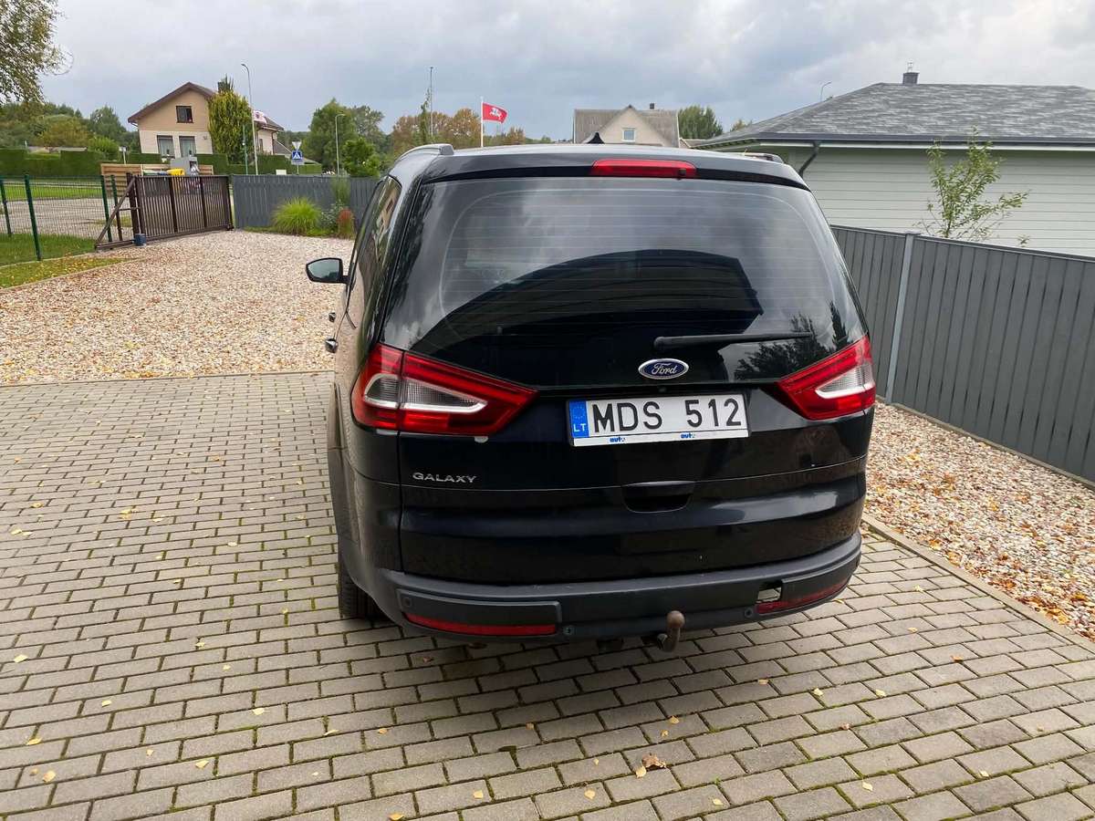 Ford Galaxy 2014 — interior