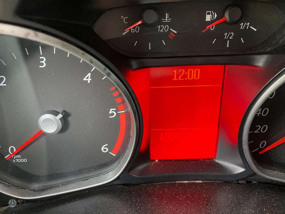 Ford Galaxy 2014 — photo 6