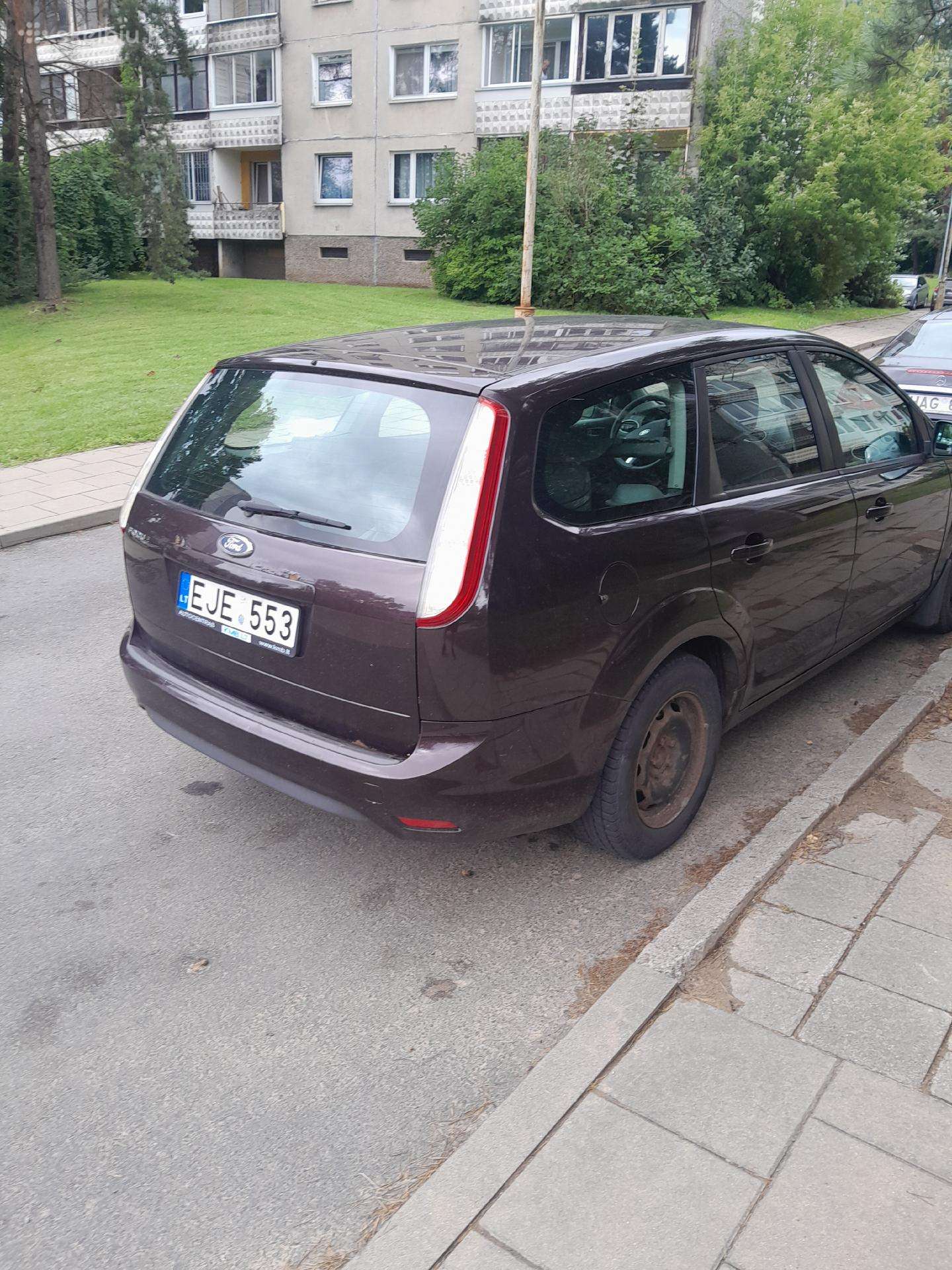 Ford Focus 2009 — вигляд ззаду