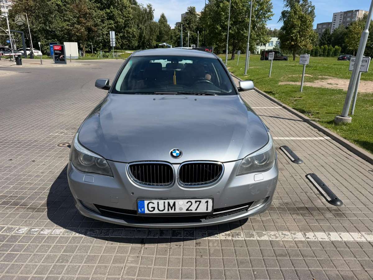 BMW 525 2006 — двигун 2500 cm³, 218 HP (160kW)