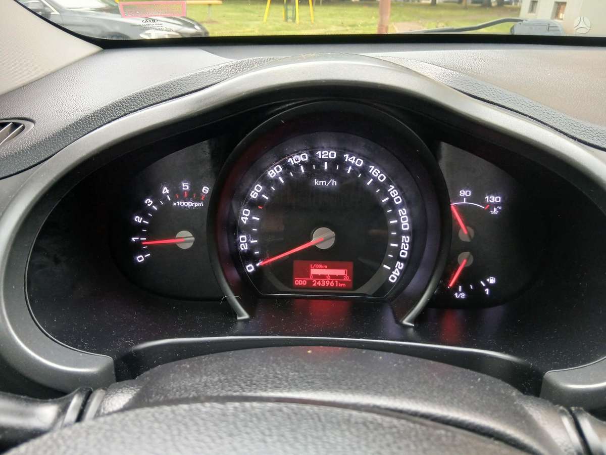Kia Sportage 2013 — photo 7