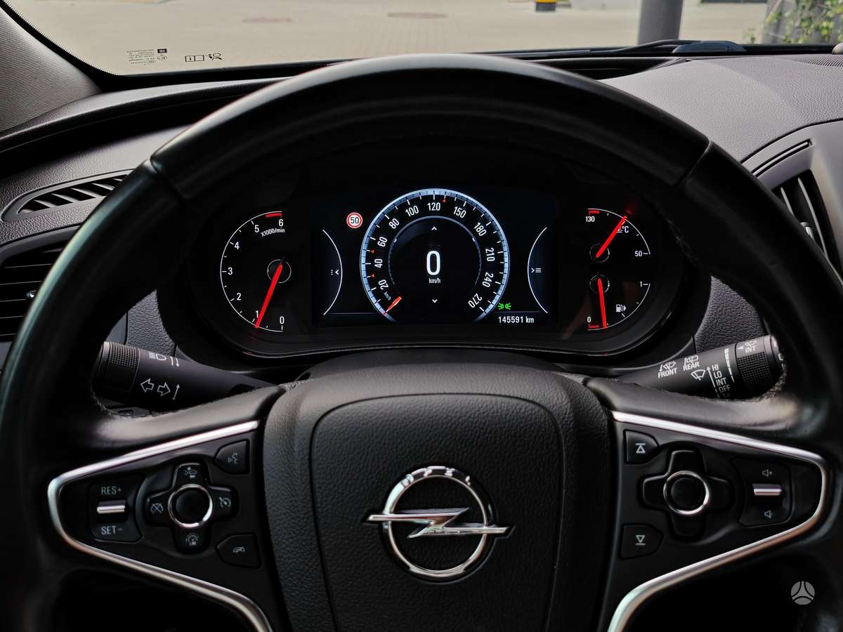 Opel Insignia 2015 — photo 24