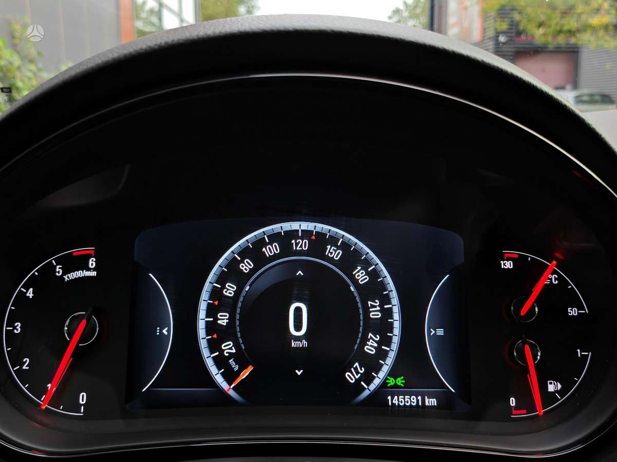 Opel Insignia 2015 — photo 41