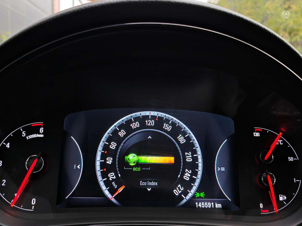 Opel Insignia 2015 — photo 47