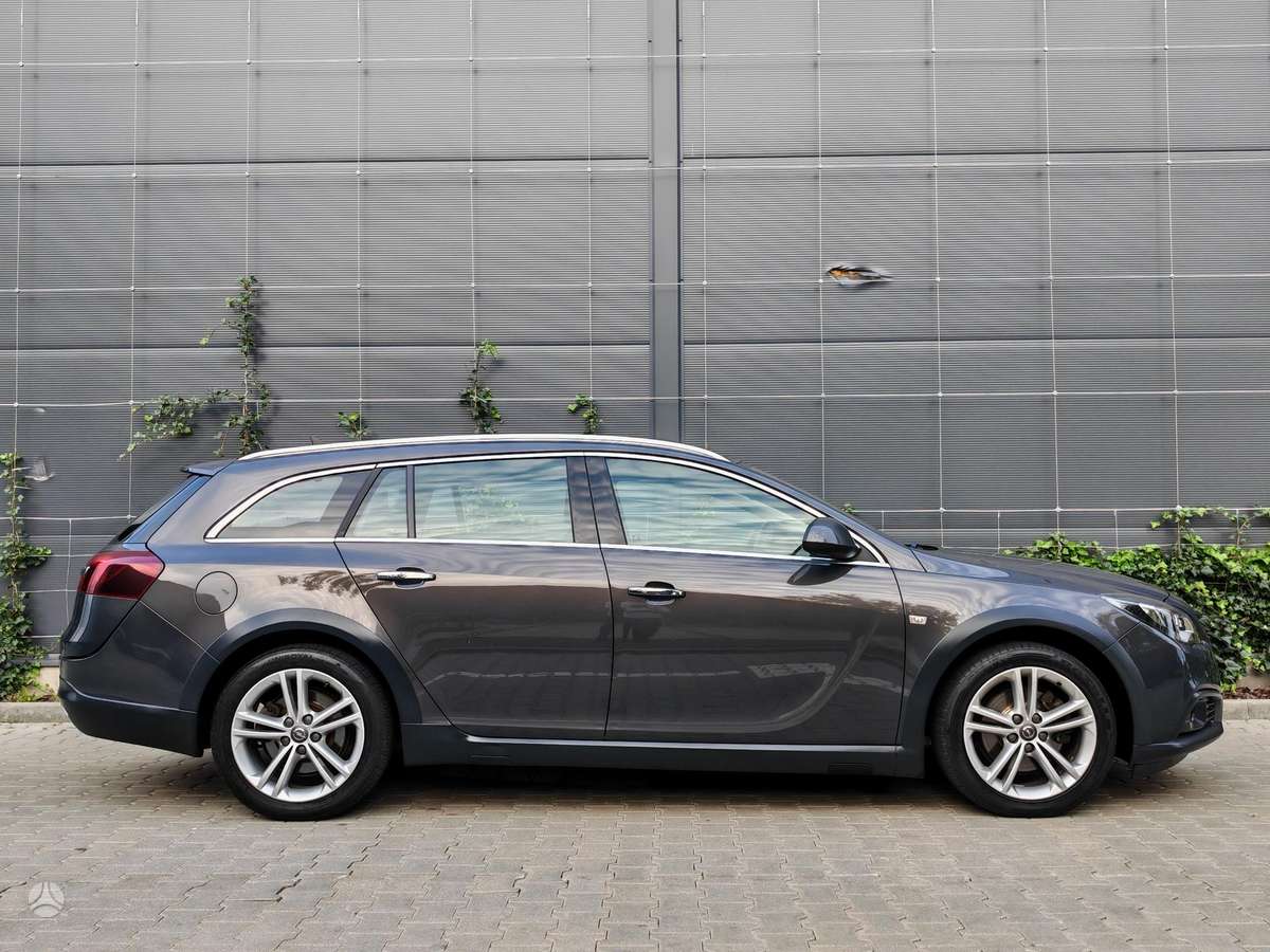 Opel Insignia 2015 — photo 9