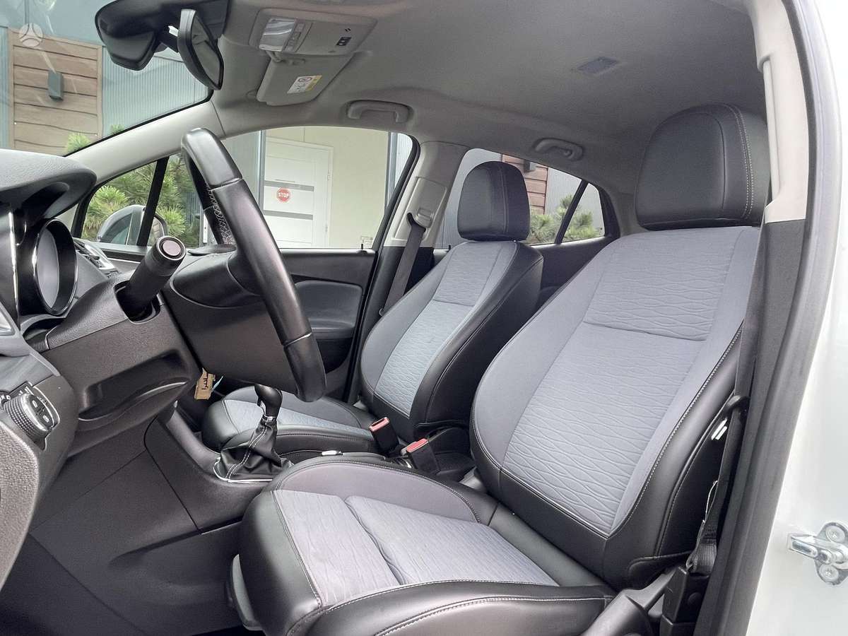 Opel Mokka 2015 — photo 14
