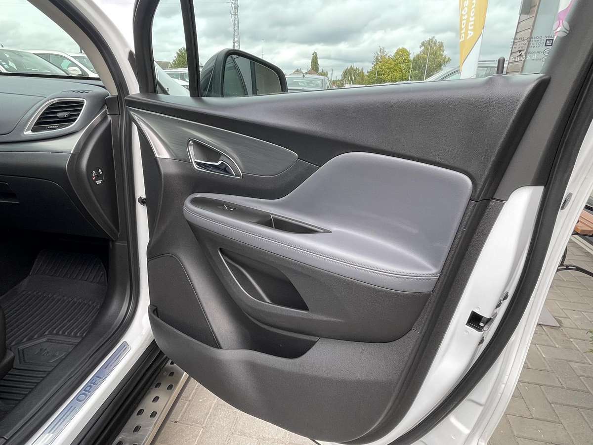 Opel Mokka 2015 — photo 18