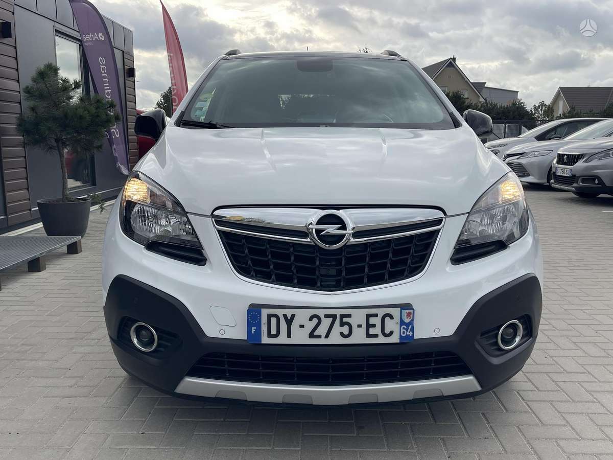 Opel Mokka 2015 — rear view
