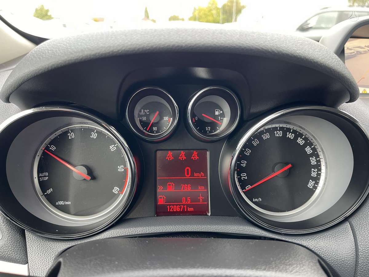 Opel Mokka 2015 — photo 25