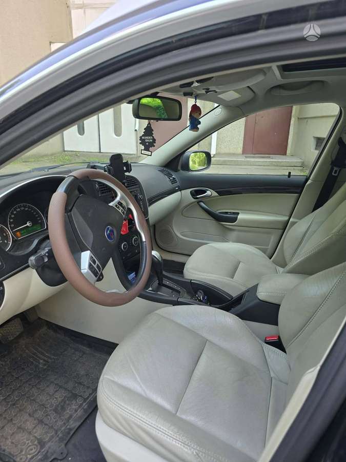Saab 9-3 2009 — photo 7
