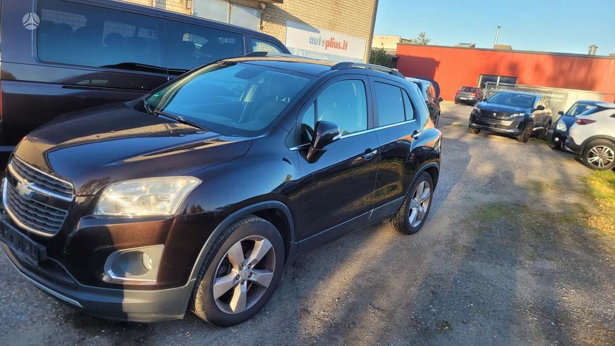 Chevrolet Trax 2013 — rear view