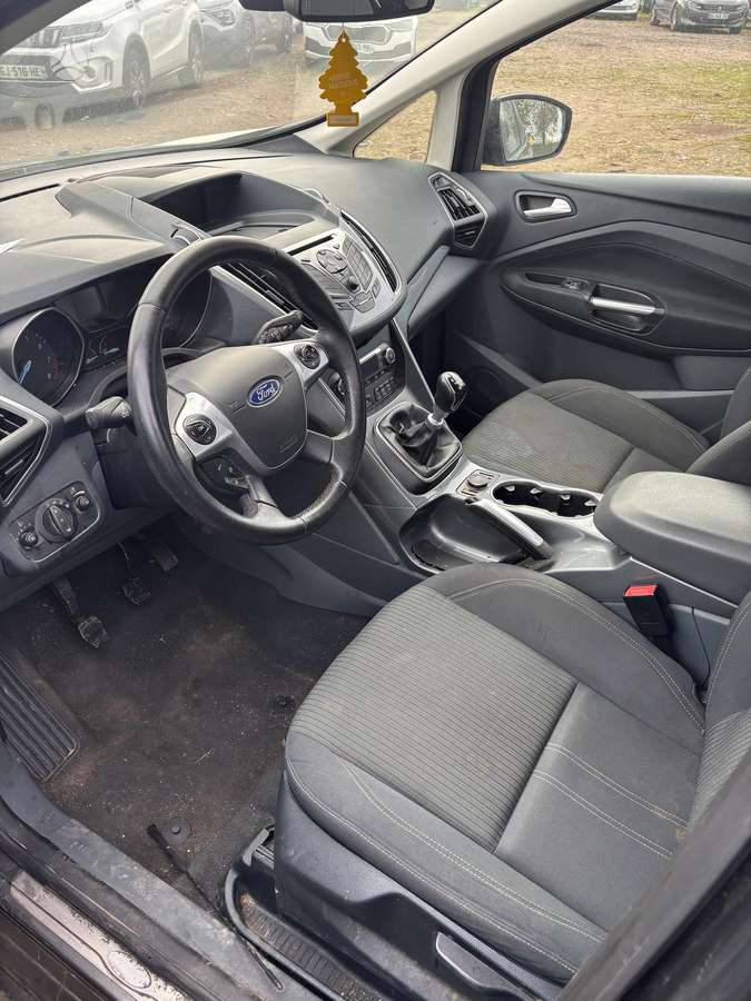 Ford C-MAX 2015 — engine 999 cm³, 125 HP (92kW)