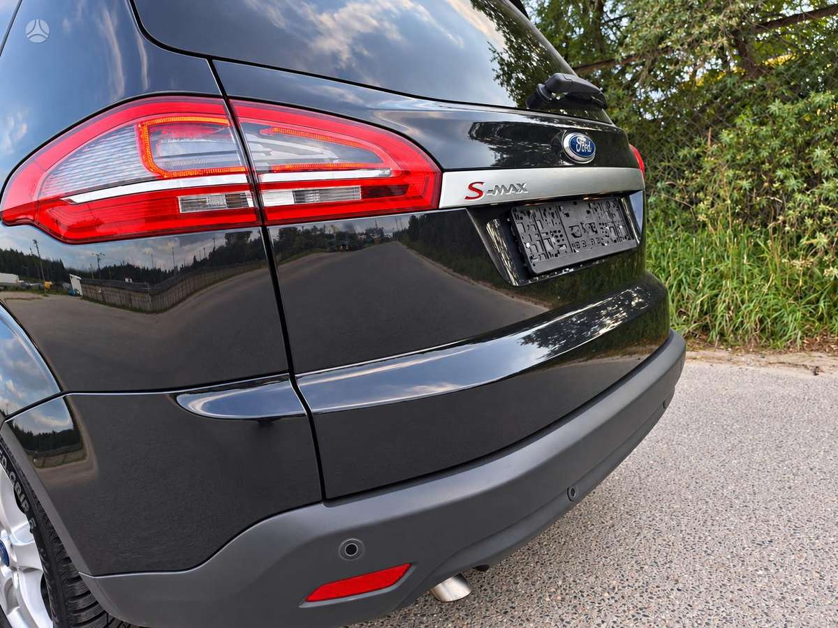 Ford S-MAX 2012 — photo 7