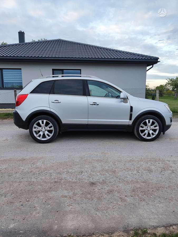 Opel Antara 2011 — photo 5