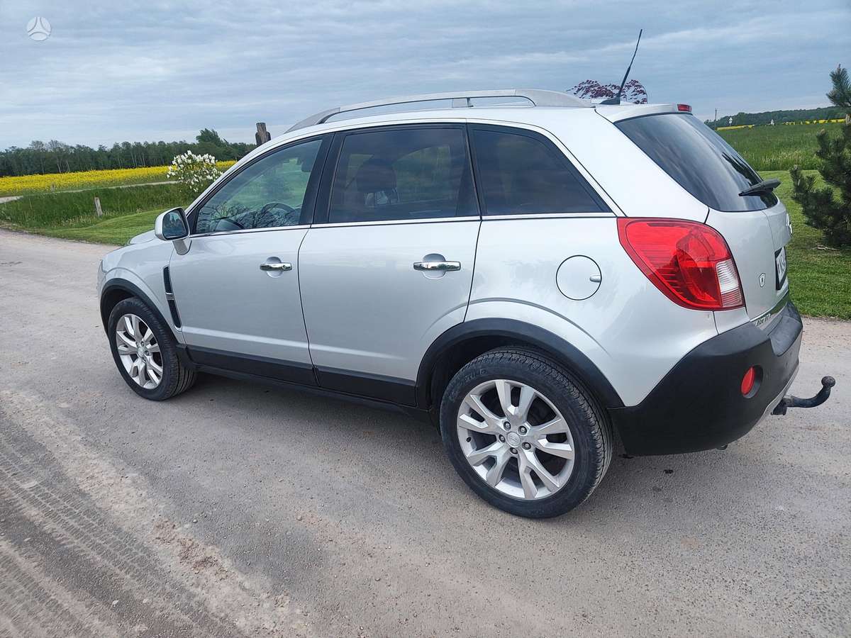 Opel Antara 2011 — photo 6