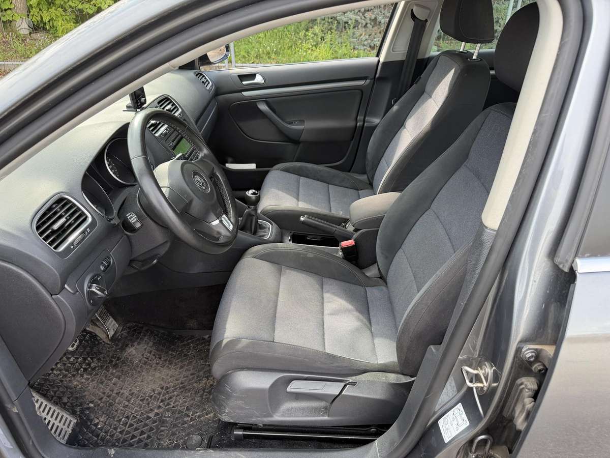 Volkswagen Golf 2011 — photo 8