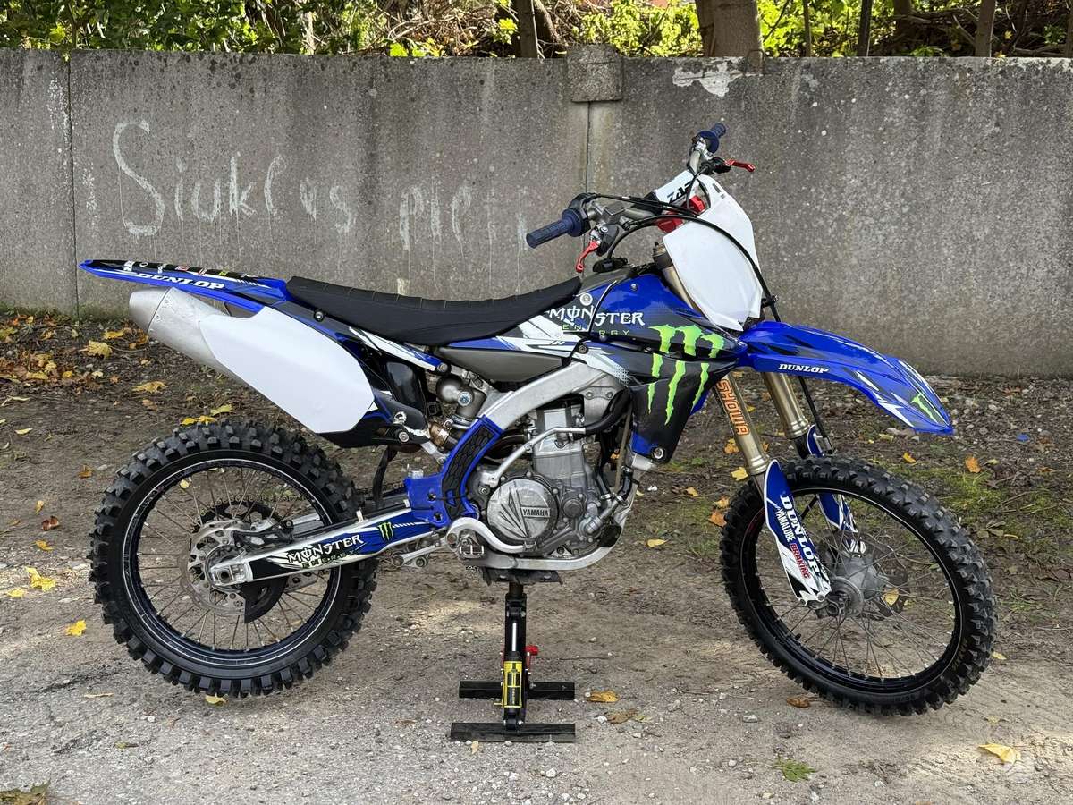 Yamaha YZF 2014 — двигун 450 cm³, 60 HP (44kW)