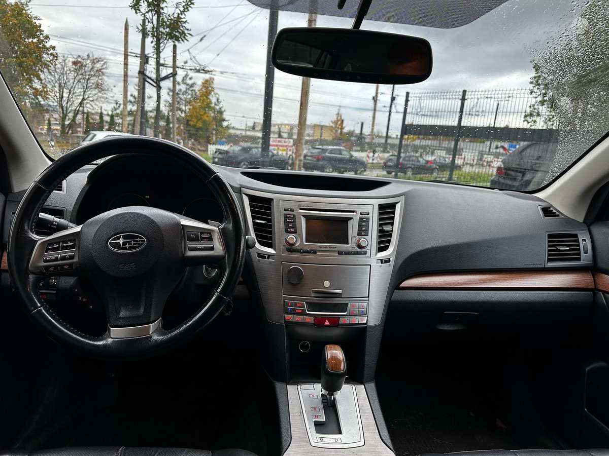 Subaru Outback 2013 — фото 11