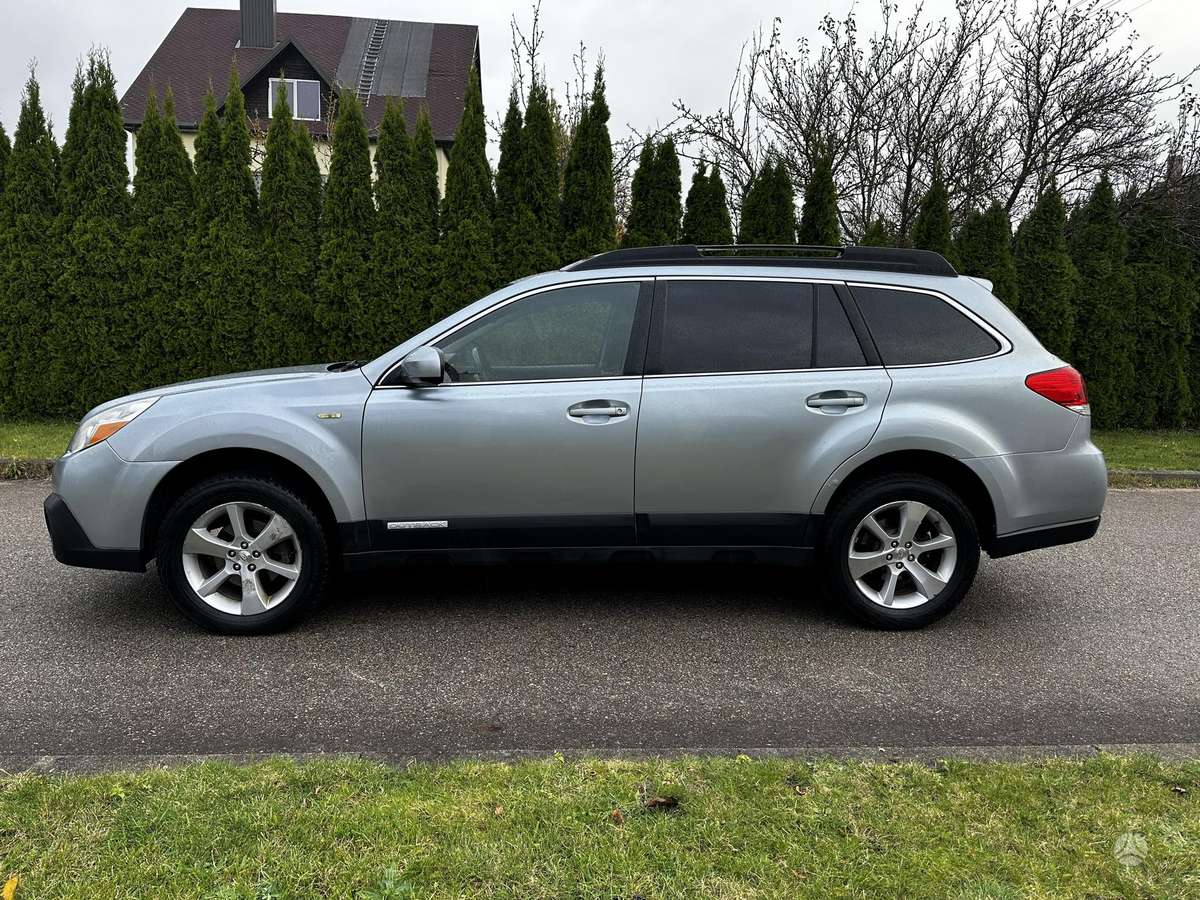Subaru Outback 2013 — фото 8