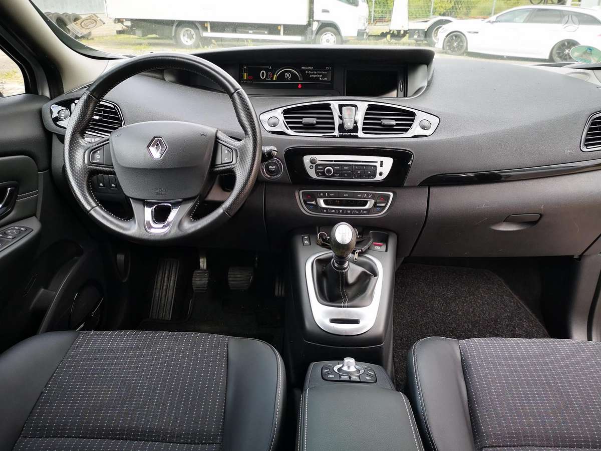 Renault Scenic 2014 — photo 10