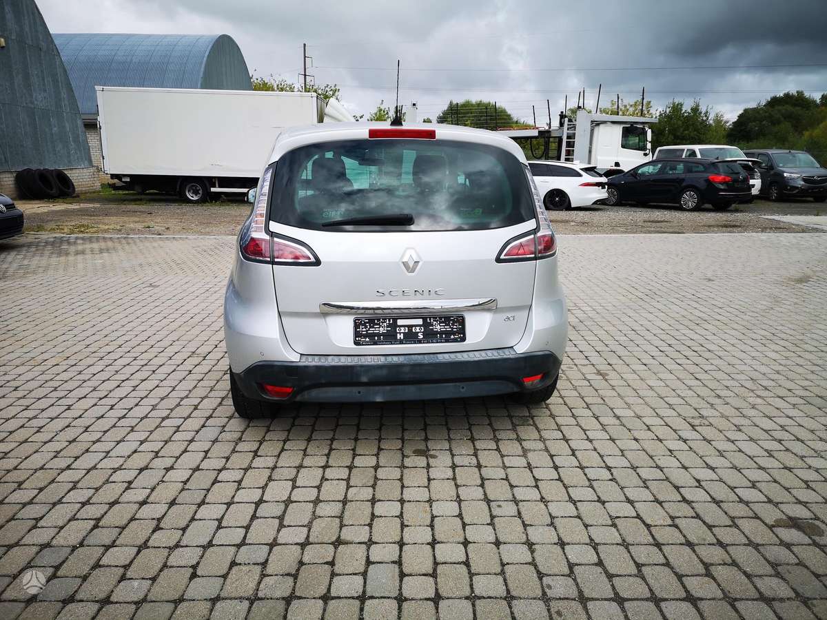 Renault Scenic 2014 — photo 15