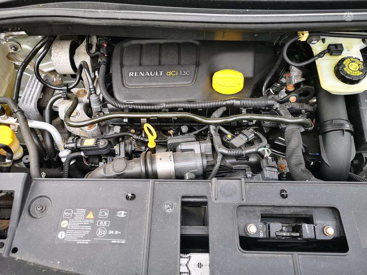 Renault Scenic 2014 — photo 16