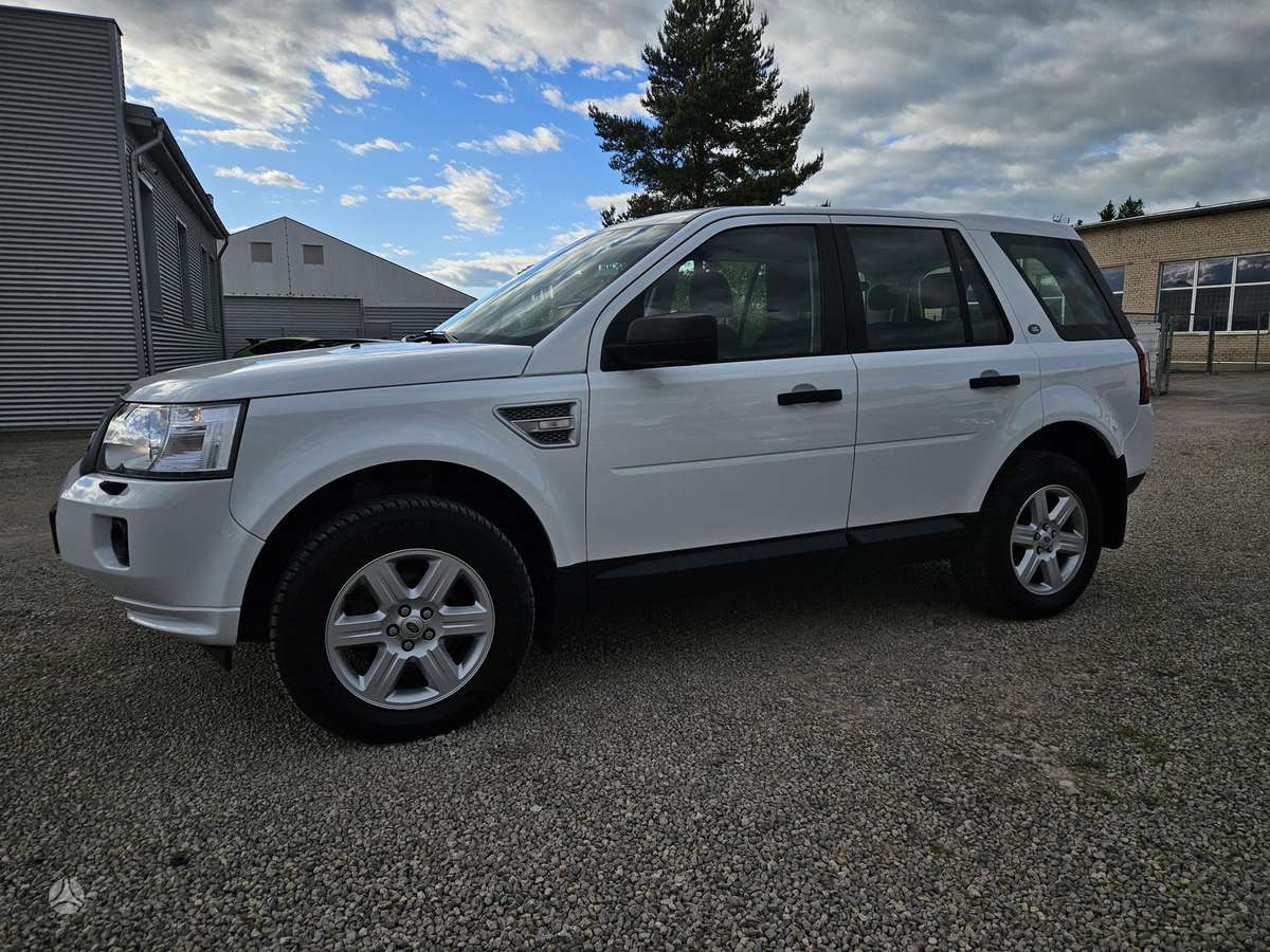 Land Rover 2012 — вигляд ззаду