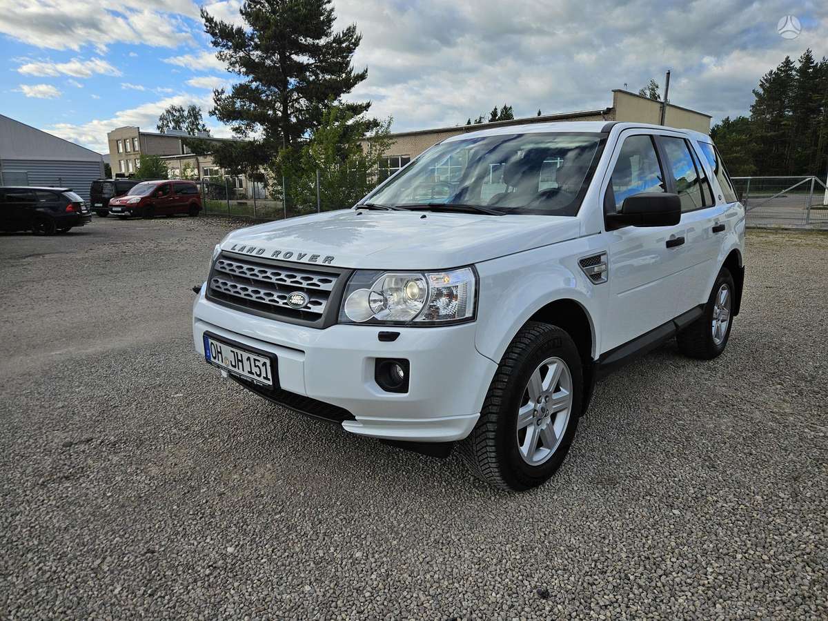 Land Rover 2012 — салон