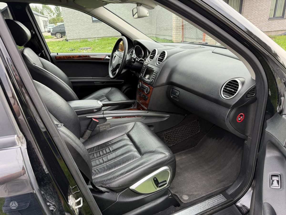 Mercedes-Benz ML320 2006 — photo 10