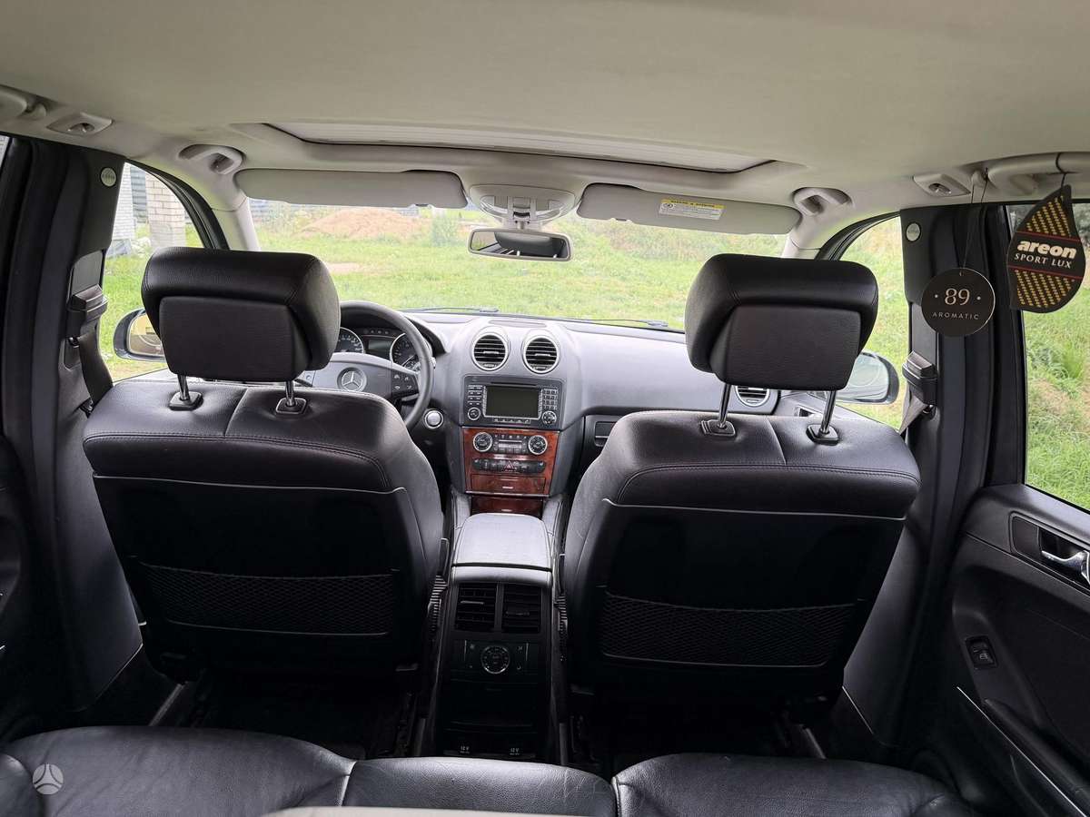 Mercedes-Benz ML320 2006 — photo 13