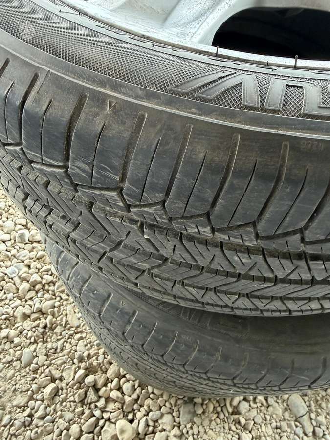 Mercedes-Benz ML320 2006 — photo 19